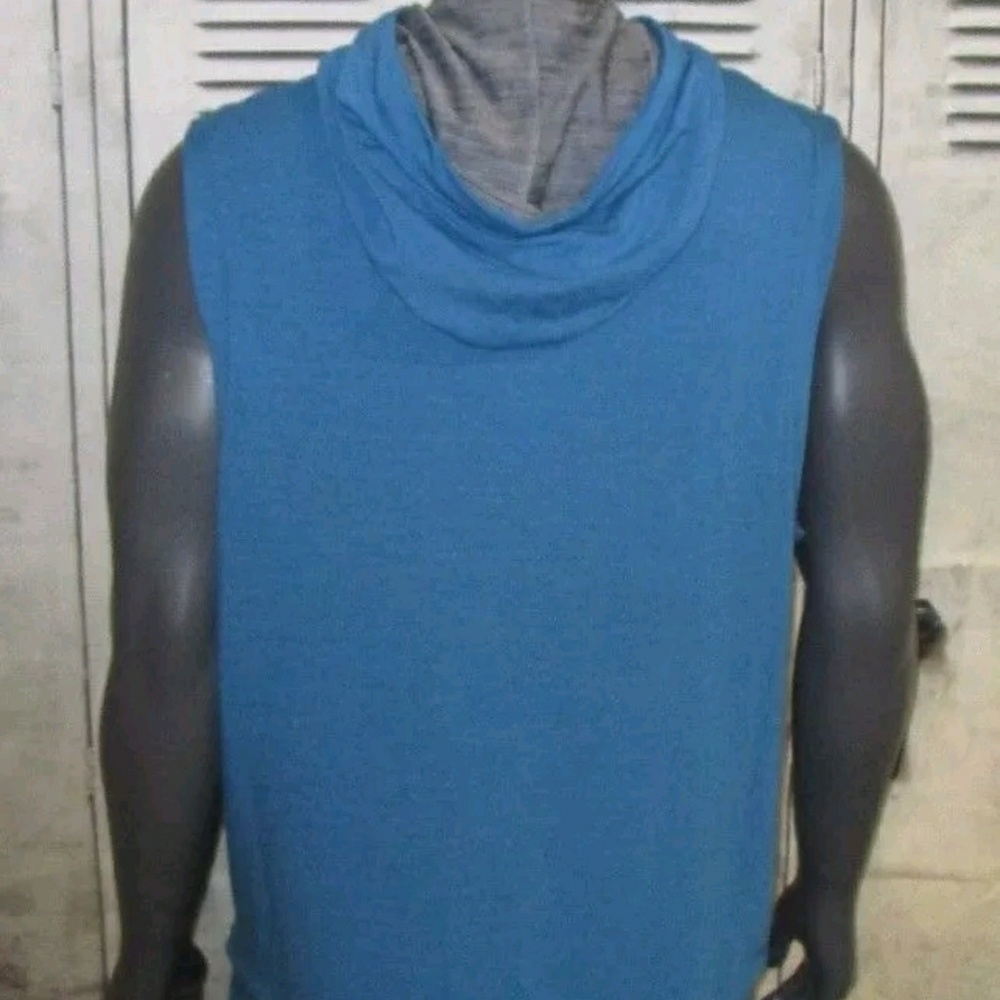 MENS NIKE TOUCH SLEEVELESS DRI-FIT PULLOVER HOODIE - Picture 2 of 2
